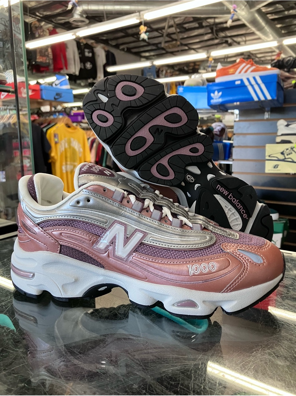 New Balance 1000 Rose Gold Size 8.5 - Picture 7 of 9